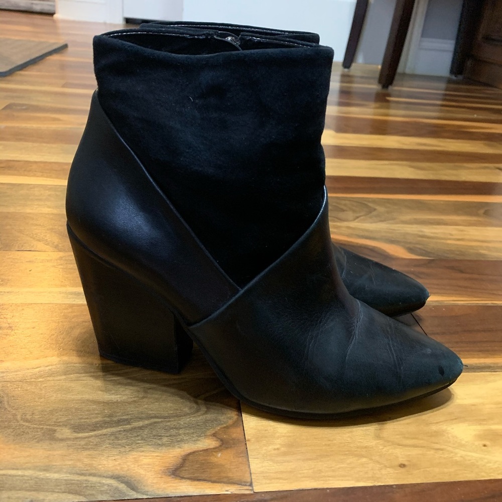 Vince Camuto- Black Booties, Sz 8